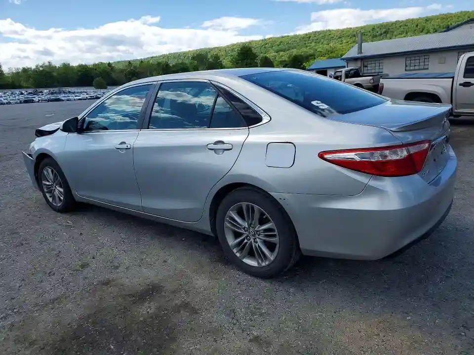 4T1BF1FK2GU123075 2016 TOYOTA CAMRY-1