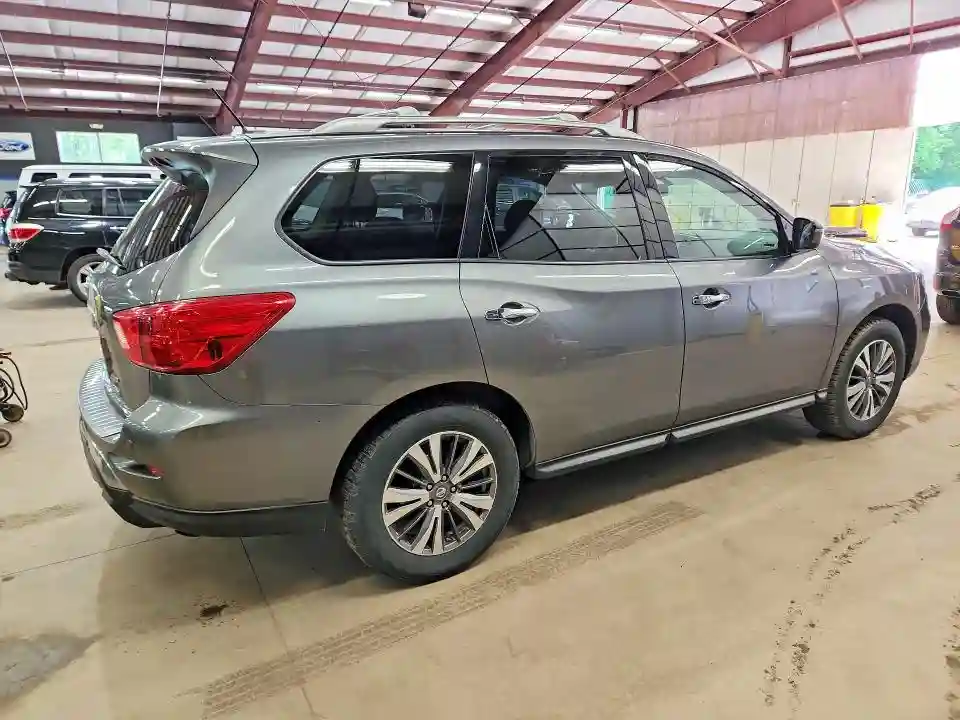 5N1DR2MM0JC607611 2018 NISSAN PATHFINDER-2
