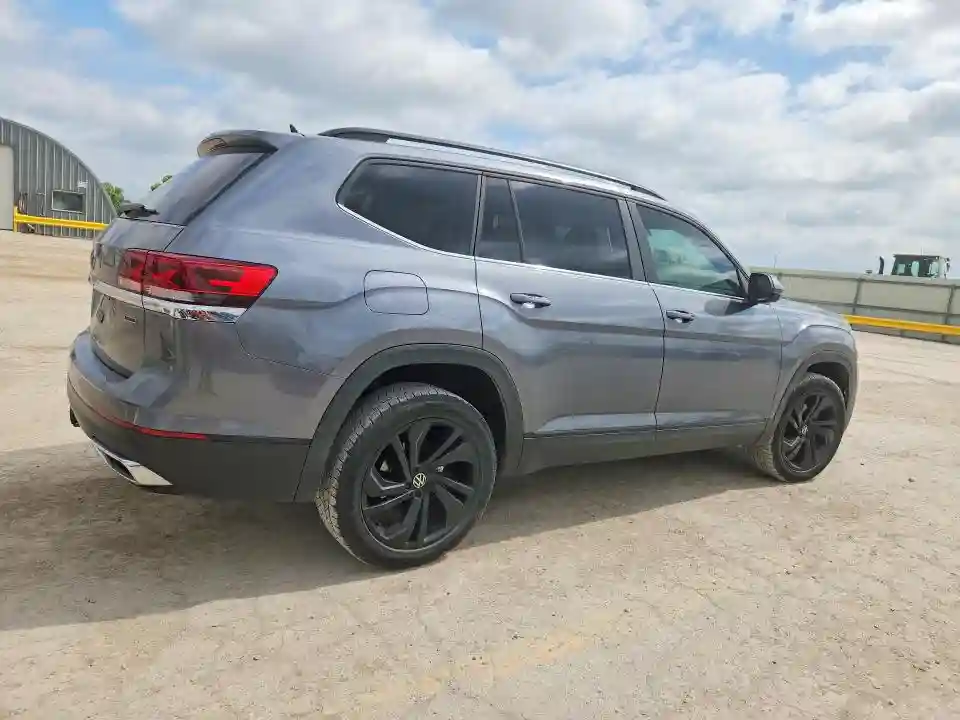 1V2KR2CA1NC547846 2022 VOLKSWAGEN ATLAS-2