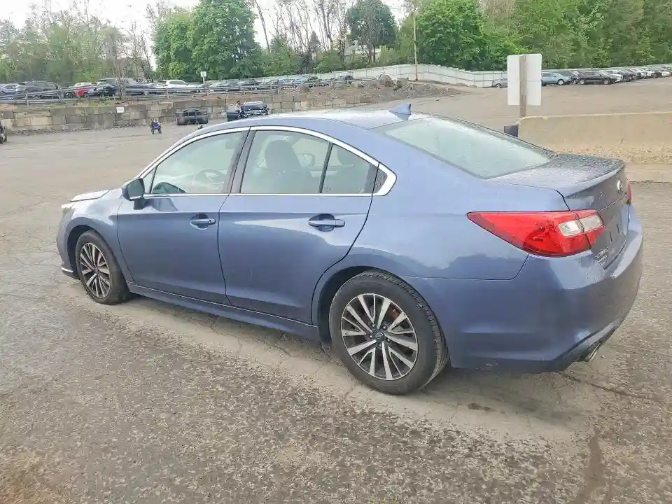 4S3BNAC6XJ3015945 2018 SUBARU LEGACY-1