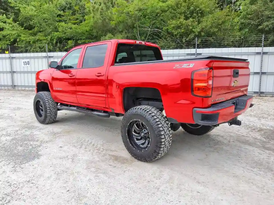3GCUKREC8HG178040 2017 CHEVROLET SILVERADO-1
