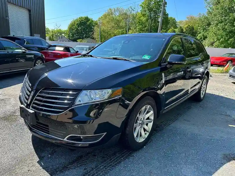 2LMHJ5NK7JBL02473 2018 LINCOLN TOWNHOUSE MKT-1