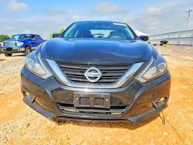 1N4AL3AP5HC238466 2017 NISSAN ALTIMA-4