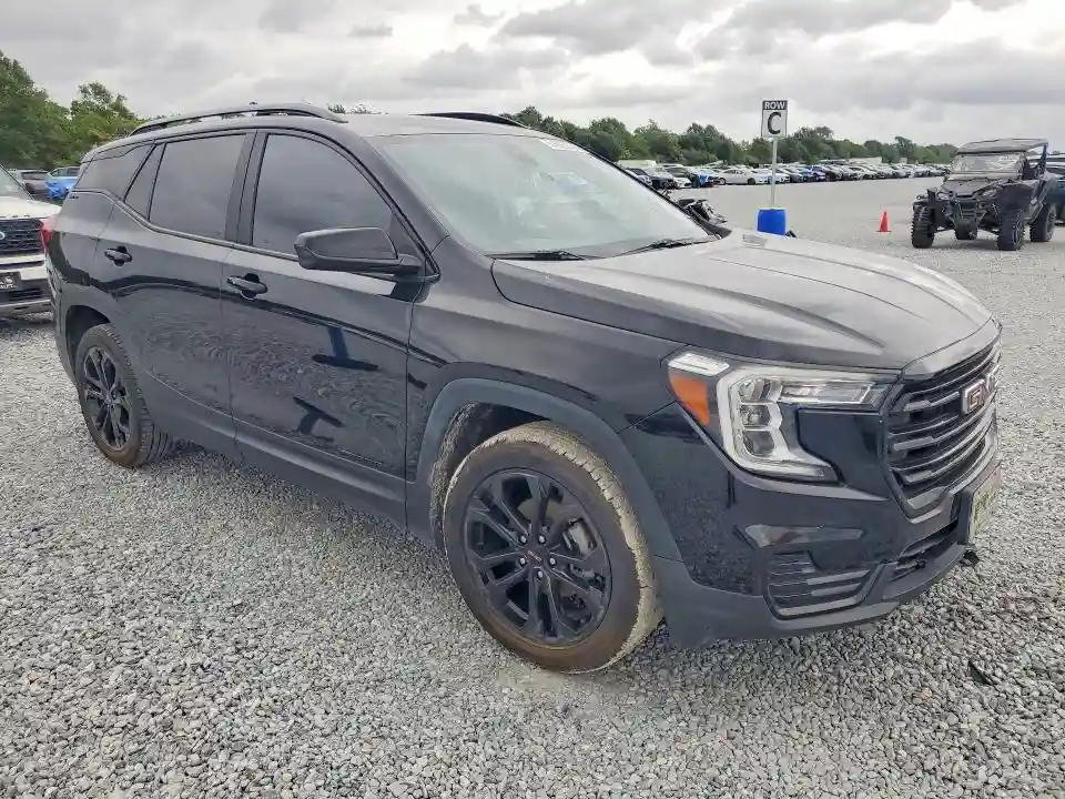 3GKALMEV6NL236108 2022 GMC TERRAIN-3