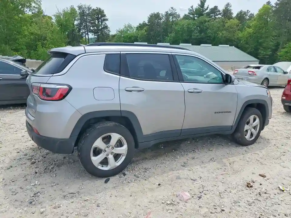 3C4NJDBB0LT160699 2020 JEEP COMPASS-2