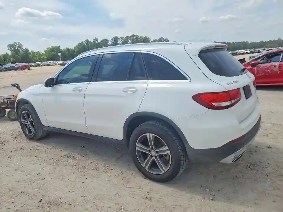 WDC0G4JB4GF093772 2016 MERCEDES-BENZ GLC-CLASS-1