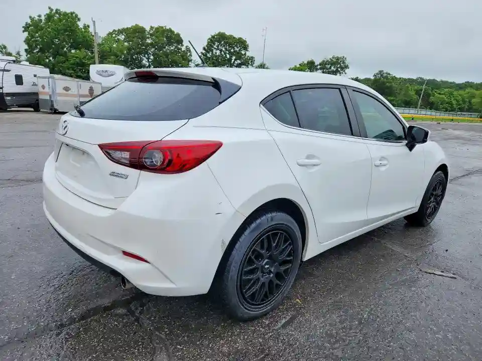 JM1BN1L79H1149988 2017 MAZDA 3-2