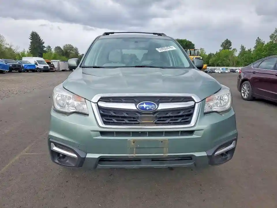 JF2SJAEC0HH510930 2017 SUBARU FORESTER-4