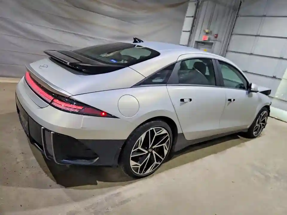 KMHM34AC6RA077001 2024 HYUNDAI IONIQ 6 SE-2