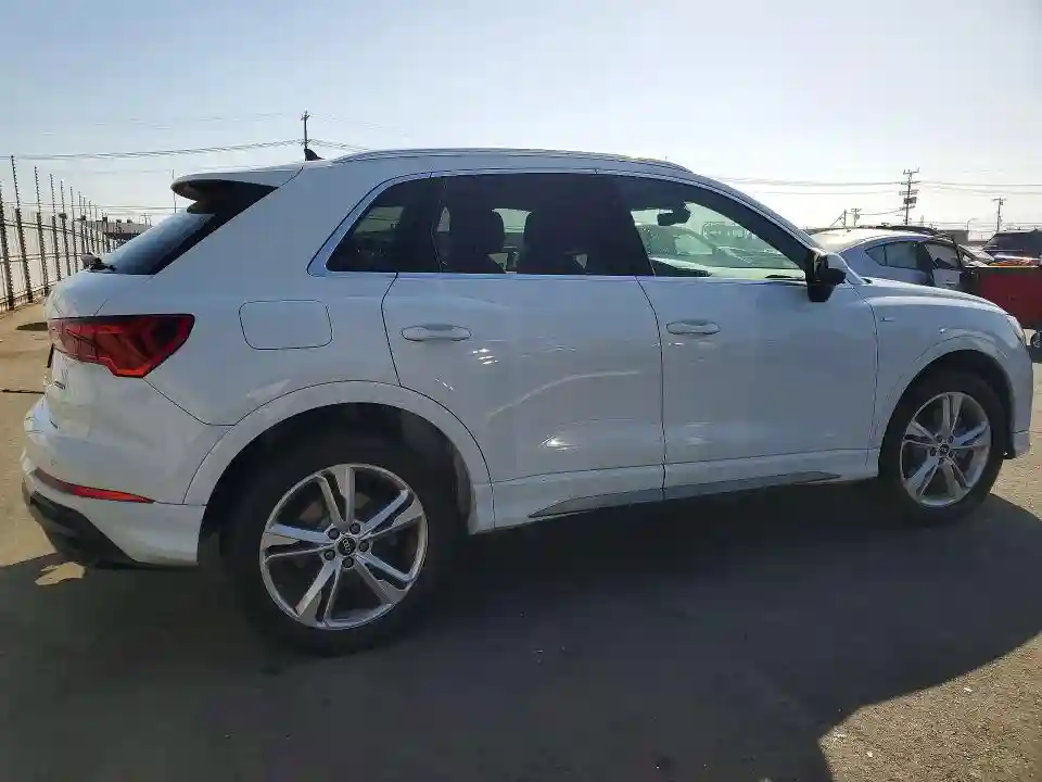 WA1EECF31N1008159 2022 AUDI Q3-2