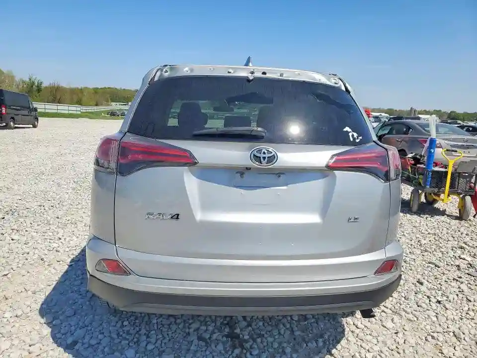 2T3ZFREVXJW519570 2018 TOYOTA RAV4-5