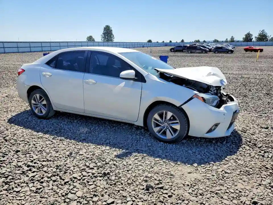 5YFBPRHE9GP382389 2016 TOYOTA COROLLA-3