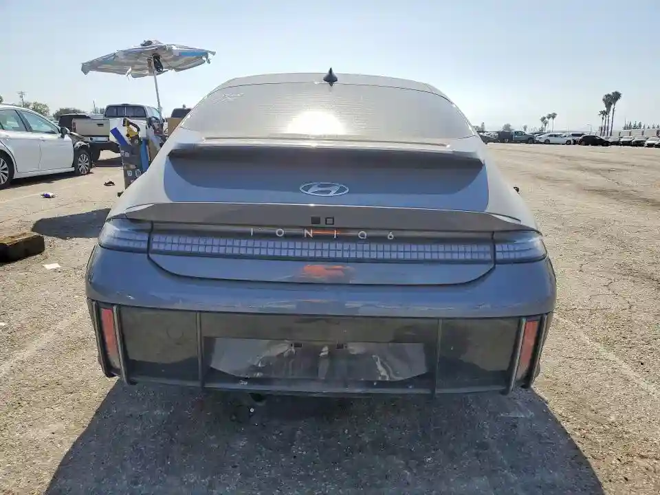 KMHM34AA0PA021048 2023 HYUNDAI IONIQ 6 SE-5