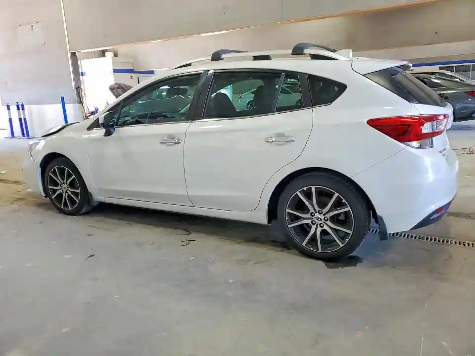 4S3GTAU6XH3706753 2017 SUBARU IMPREZA-1