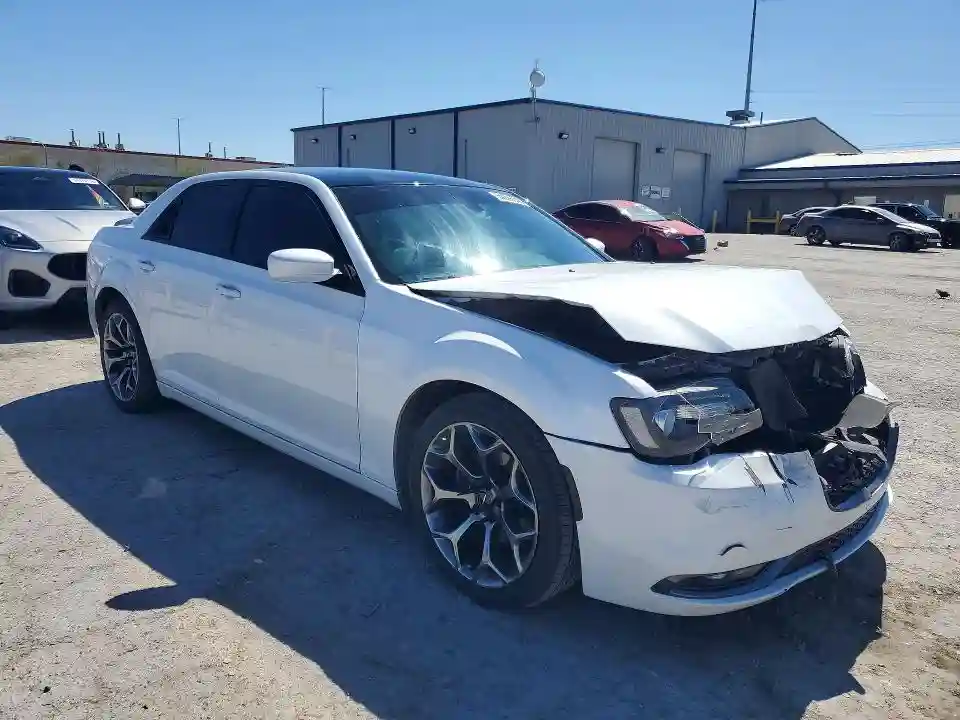 2C3CCABG2FH849351 2015 CHRYSLER 300-3
