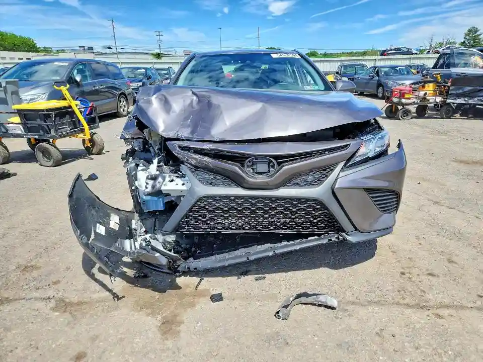 4T1B11HKXKU200229 2019 TOYOTA CAMRY-4