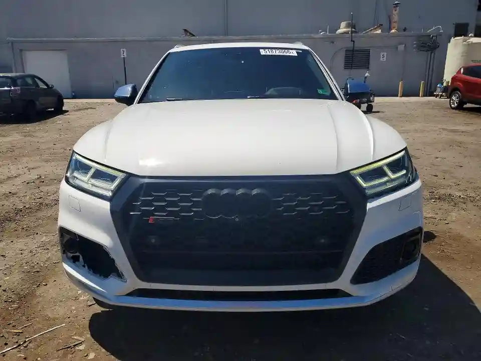 WA1C4AFY9J2071539 2018 AUDI SQ5-4