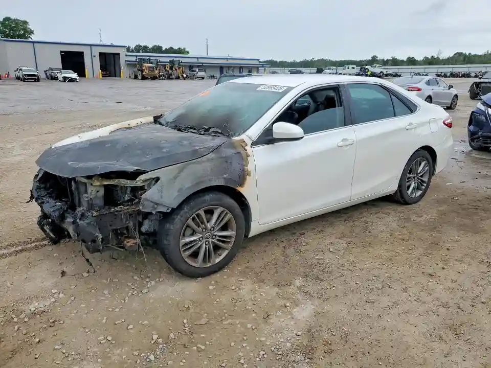 4T1BF1FK2GU545900 2016 TOYOTA CAMRY-0