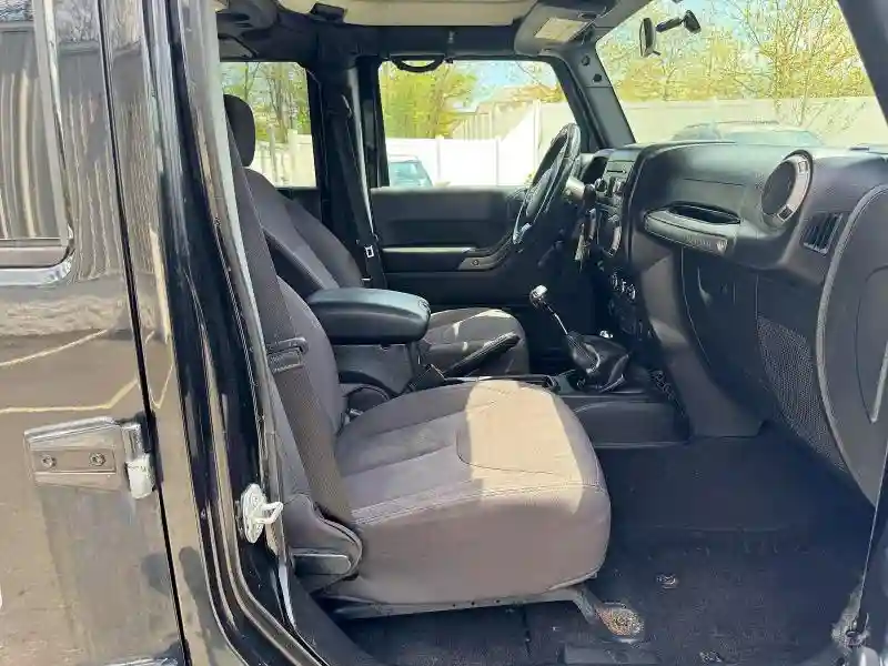 1C4BJWDG9FL542754 2015 JEEP WRANGLER-5