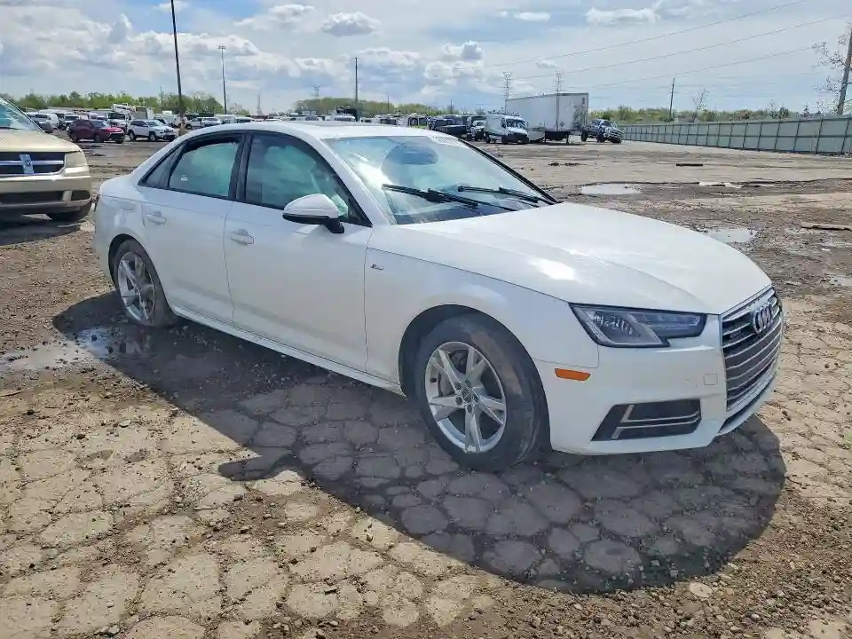 WAUDNAF45JN016327 2018 AUDI A4-3