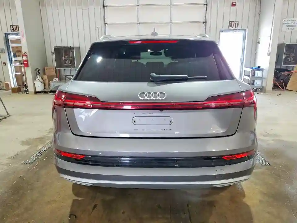 WA1VAAGE3MB018135 2021 AUDI E-TRON-5