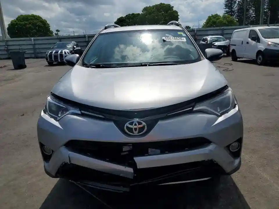 2T3WFREV1GW250175 2016 TOYOTA RAV4-4