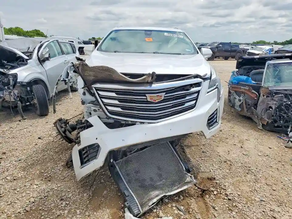 1GYKNERS7KZ129695 2019 CADILLAC XT5-4