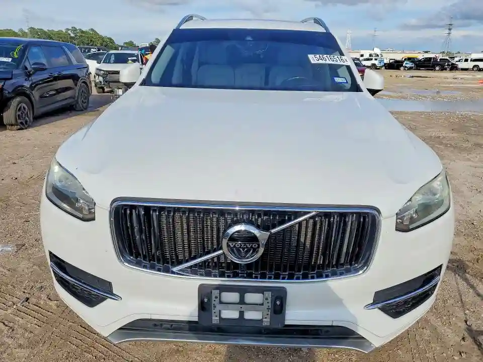 YV4A22PK0G1055535 2016 VOLVO XC90-4