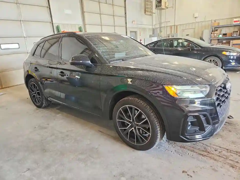 WA1B4AFY5M2041440 2021 AUDI SQ5-3