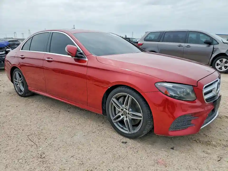 WDDZF4JB4KA520055 2019 MERCEDES-BENZ E-CLASS-3
