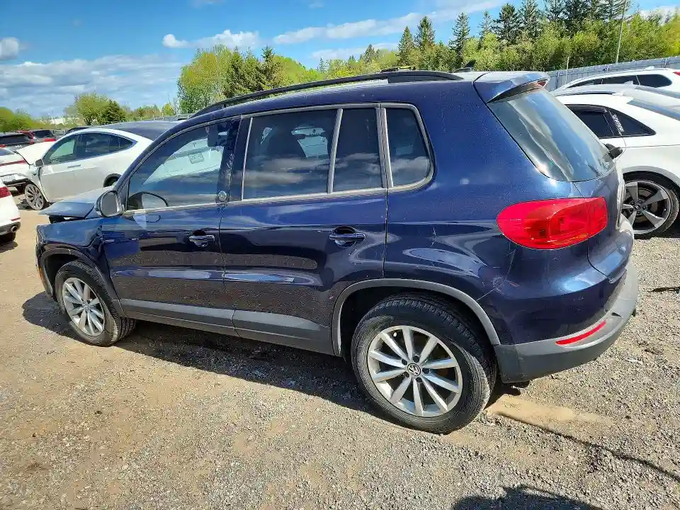 WVGNV7AX6HK041711 2017 VOLKSWAGEN TIGUAN-1