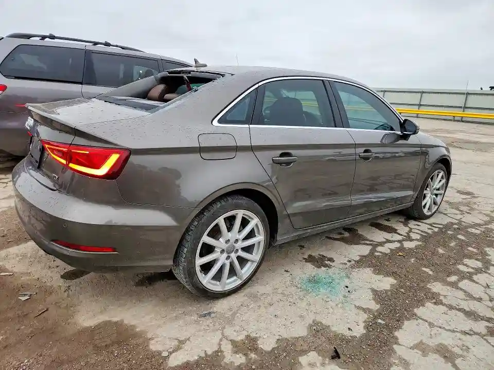 WAUCJGFF7F1071906 2015 AUDI A3-2