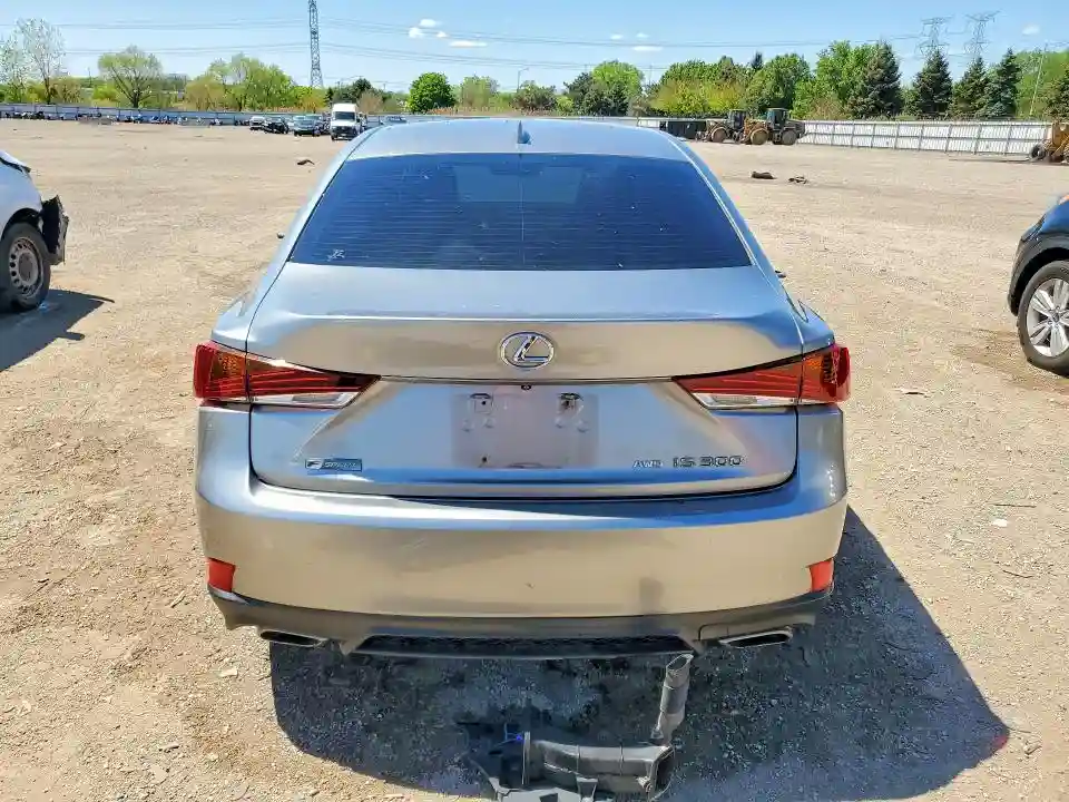 JTHC81D24J5026370 2018 LEXUS IS-5