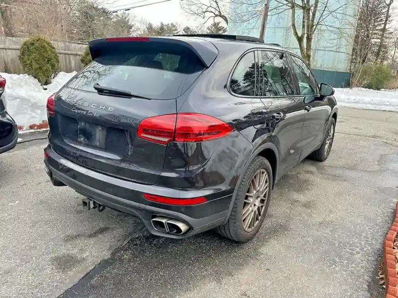 WP1AC2A20FLA80560 2015 PORSCHE CAYENNE-3