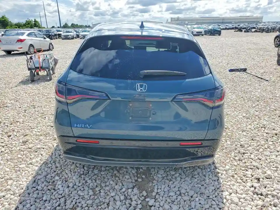 3CZRZ1H79PM744475 2023 HONDA HR-V-5