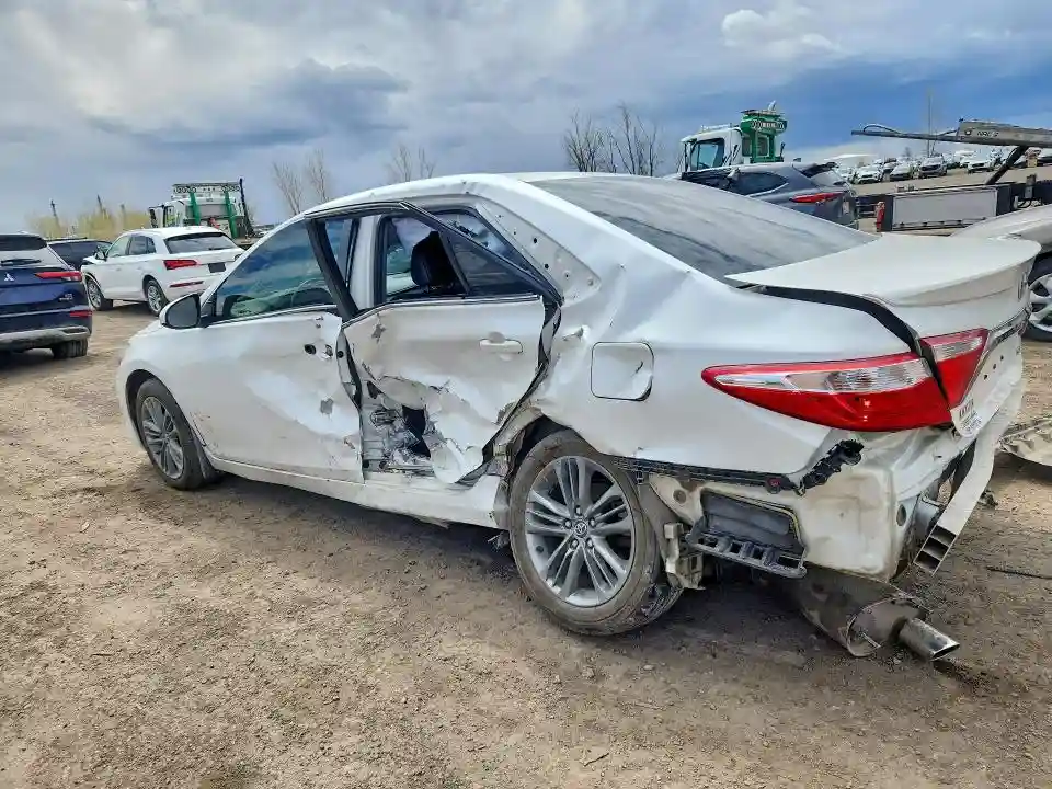4T1BF1FK7GU240005 2016 TOYOTA CAMRY-1