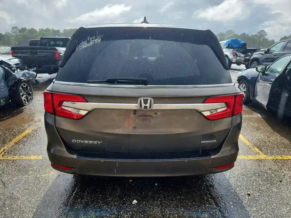 5FNRL6H82JB004114 2018 HONDA ODYSSEY-5