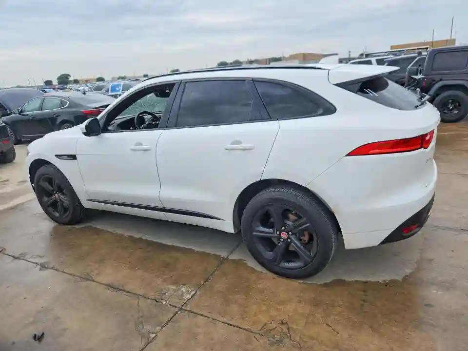 SADCL2GX5KA353175 2019 JAGUAR F-PACE-1