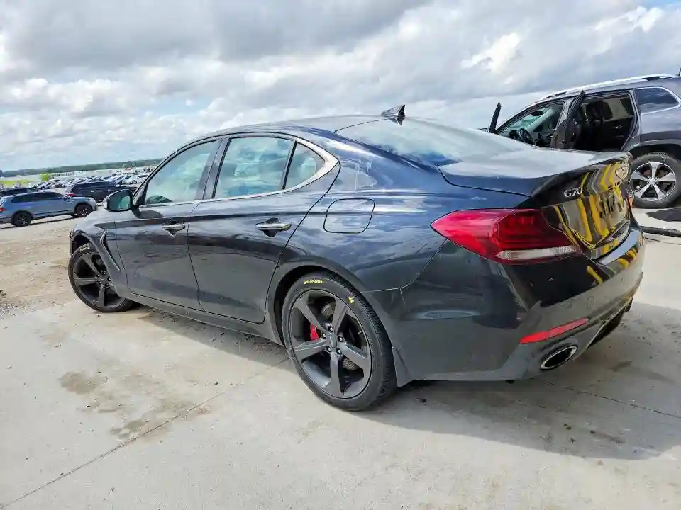 KMTG34LE6KU031366 2019 GENESIS G70-1