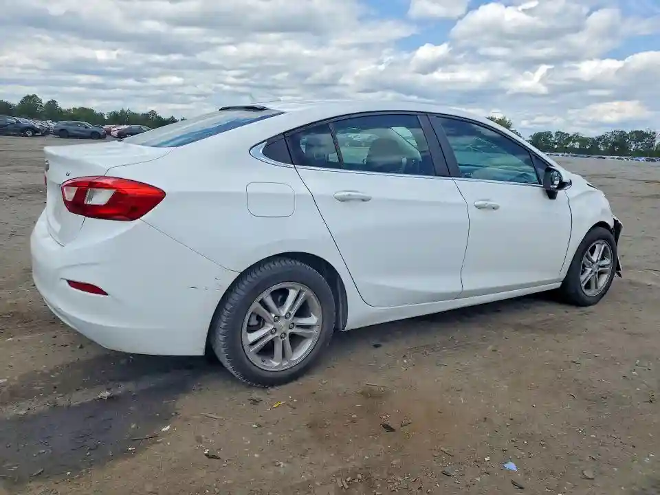 1G1BE5SM0H7217499 2017 CHEVROLET CRUZE 4D P-2