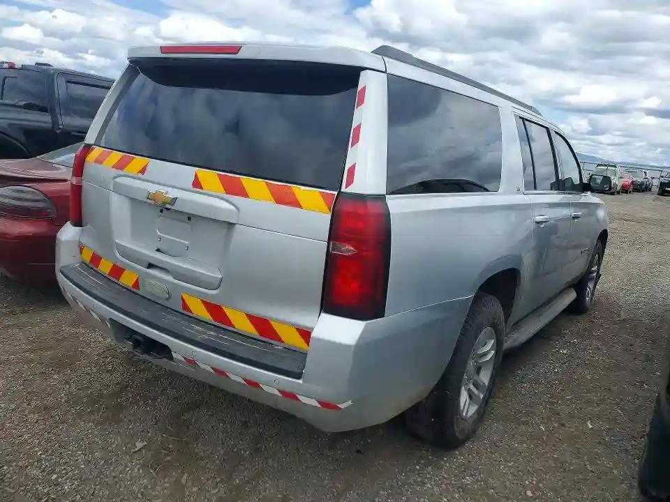 1GNSKHKC8JR386647 2018 CHEVROLET SUBURBAN-2