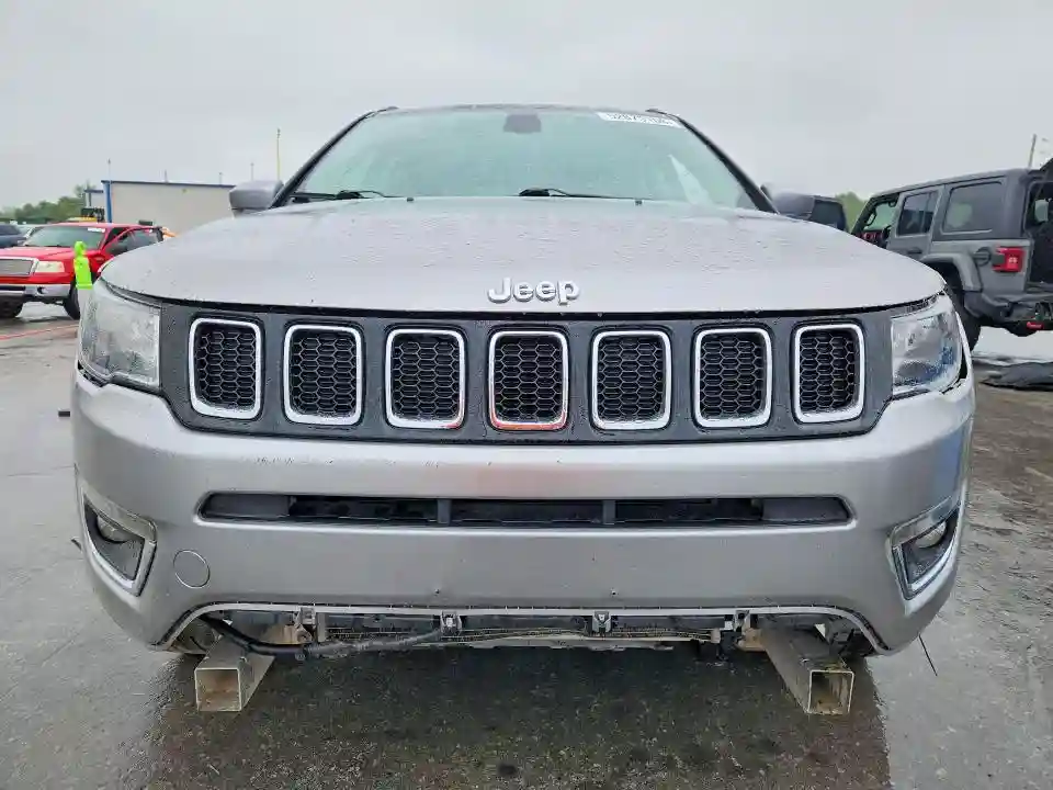 3C4NJCCB1LT187743 2020 JEEP COMPASS-4