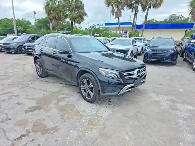 WDC0G4JB1JV046471 2018 MERCEDES-BENZ GLC-CLASS-0