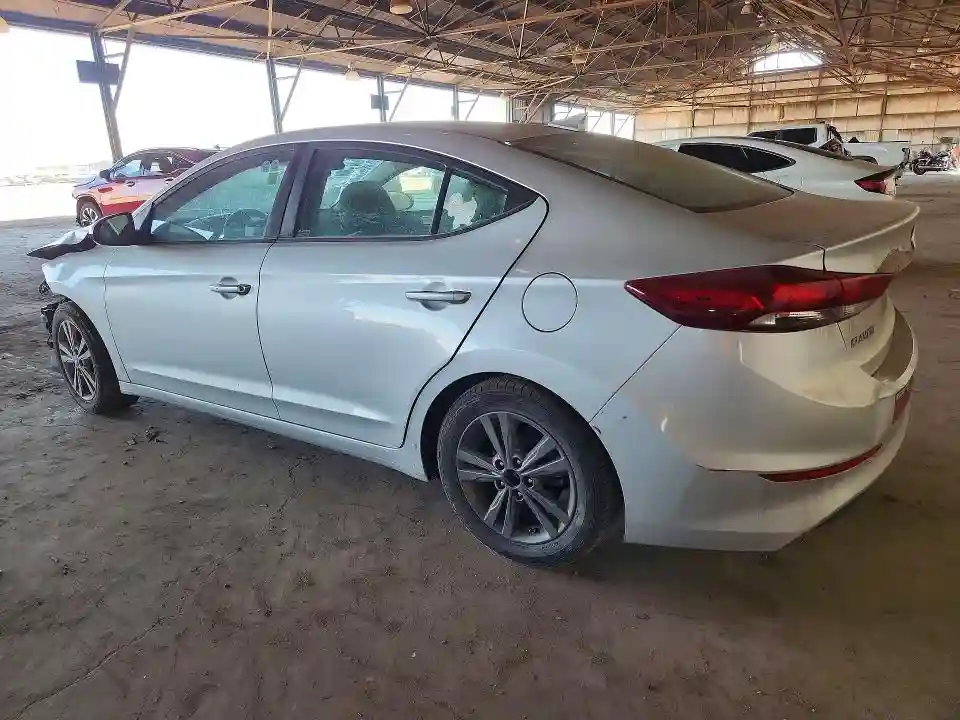 5NPD84LF6JH309638 2018 HYUNDAI ELANTRA-1
