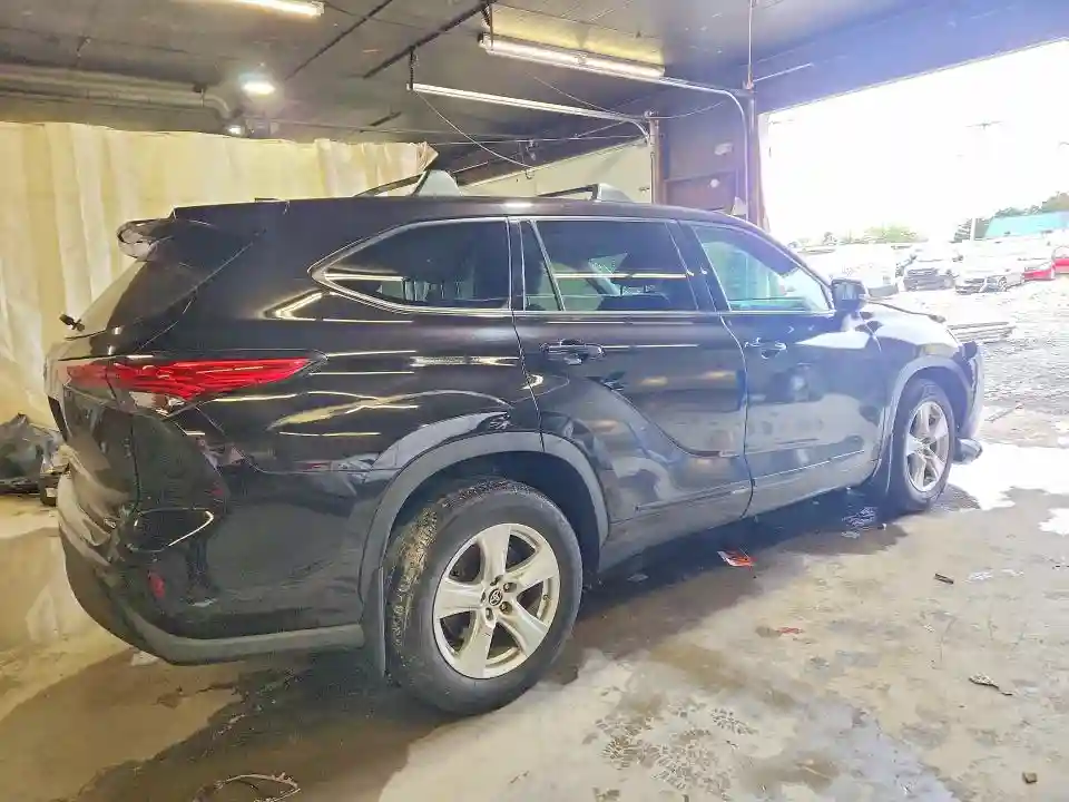 5TDCZRBHXMS058128 2021 TOYOTA HIGHLANDER-2