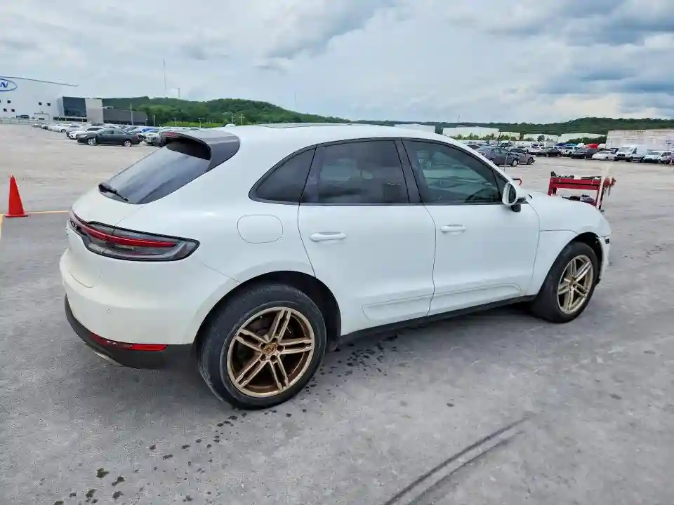 WP1AA2A52KLB04819 2019 PORSCHE MACAN-2