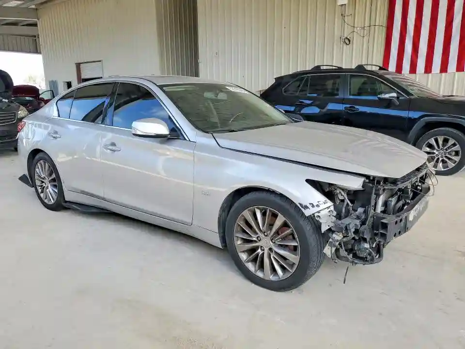 JN1EV7AP5JM590642 2018 INFINITI Q50-3