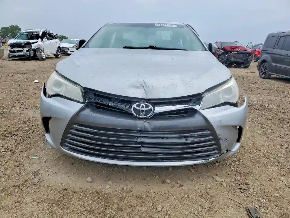 4T1BF1FKXHU675733 2017 TOYOTA CAMRY-4