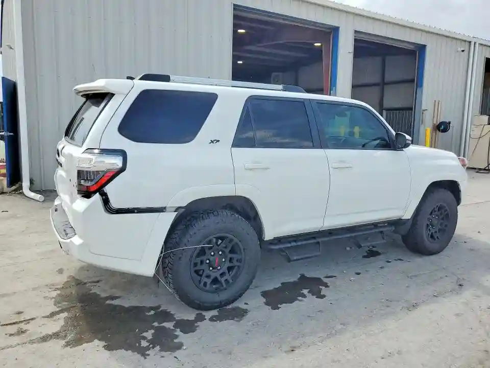 JTENU5JR1R6231774 2024 TOYOTA 4RUNNER-2