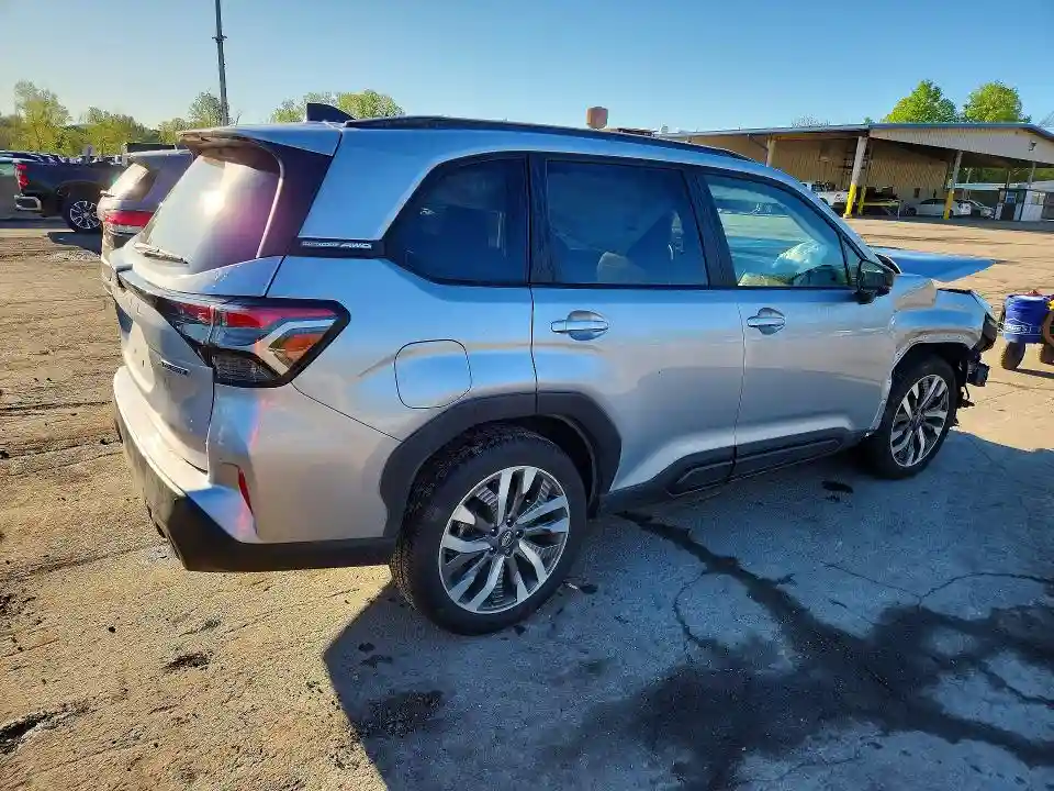 JF2SLDTC6SH600220 2025 SUBARU FORESTER-2